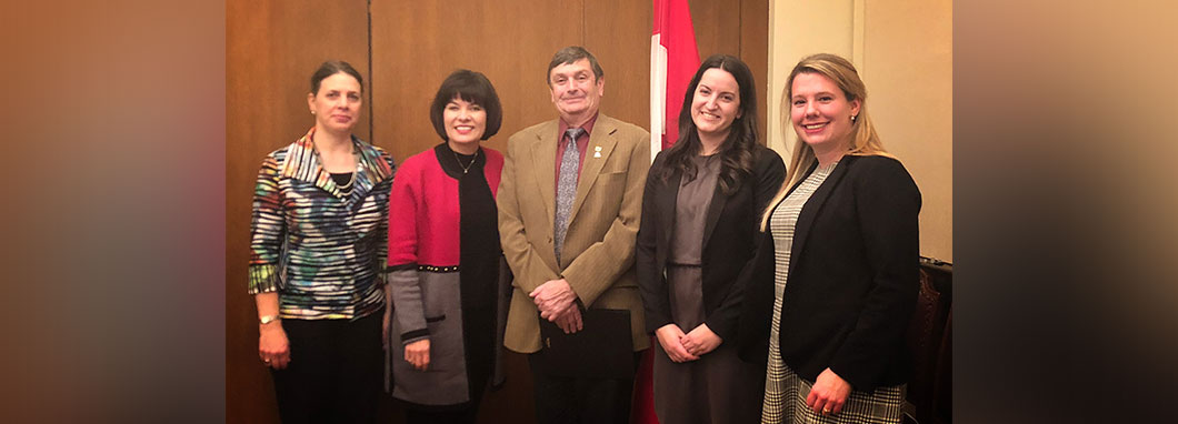 Le CCH et la ministre de la Santé du Canada discutent d’enjeux horticoles clés